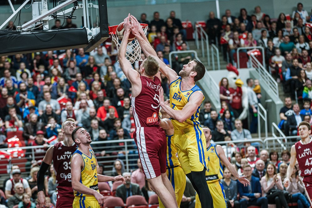 EuroBasket2021 kvalifikācija: sāpīga neveiksme startā