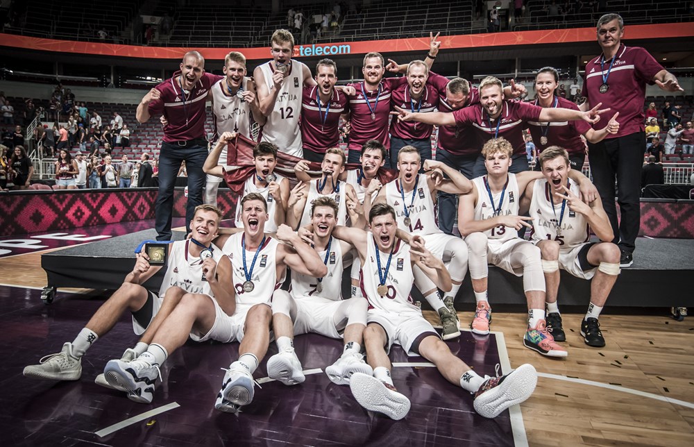 Valdis Voins: Arī valstij vajadzētu novērtēt basketbola jaunatnes izlašu panākumus