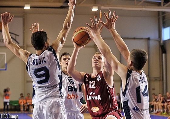 U18 puiši: starp 16 kandidātiem arī Strautiņš un Zoriks, nebūs Kurucs