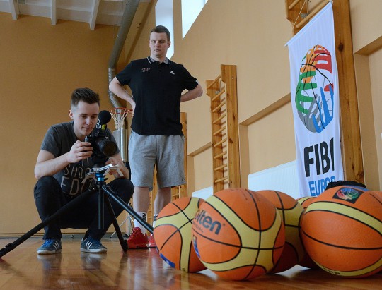 Foto: Mazie tukumnieki apgūst basketbola ābeci