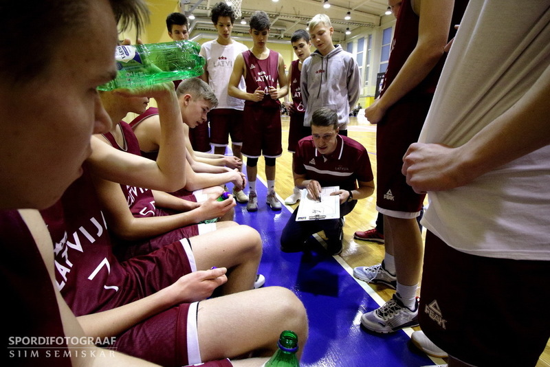 U16 puiši: pārbaudes spēlē uzvara pār Ukrainu