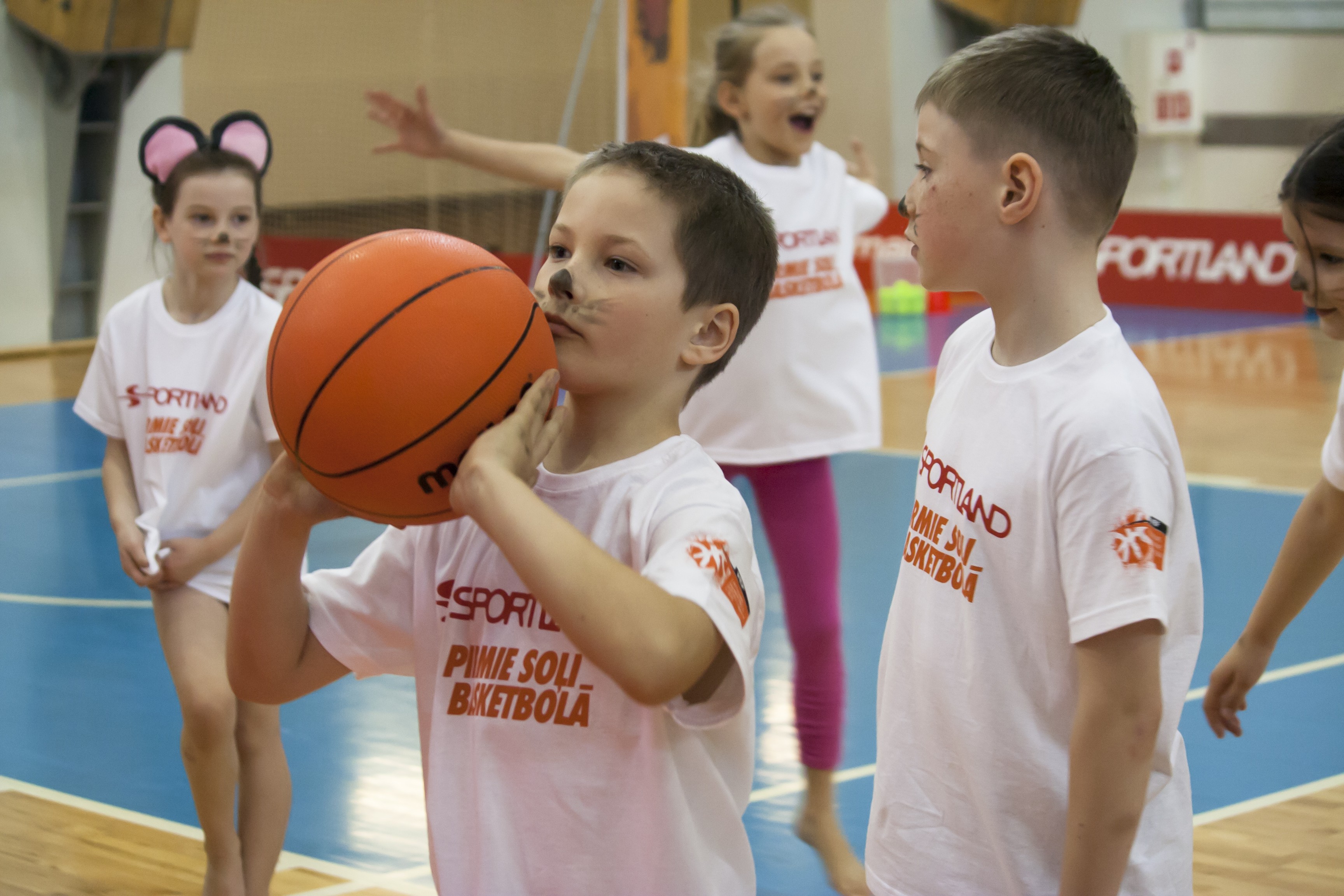 „Sportland pirmie soļi basketbolā”: pieteikšanās līdz 14.aprīlim