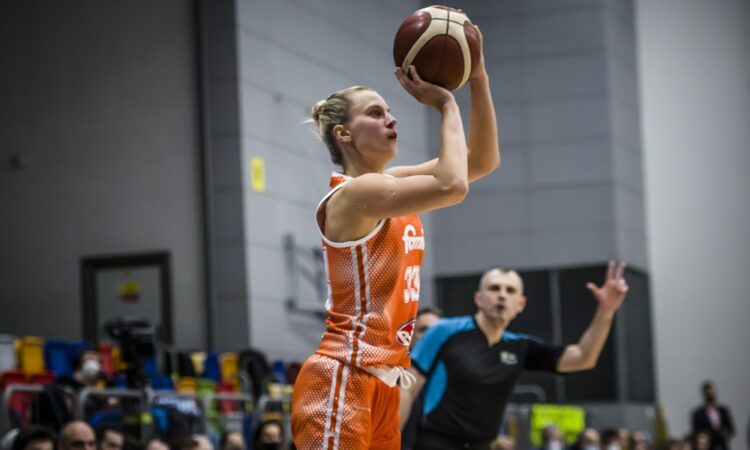 Latvijas basketbolistes ārzemju čempionātos 2021.gada sezonā