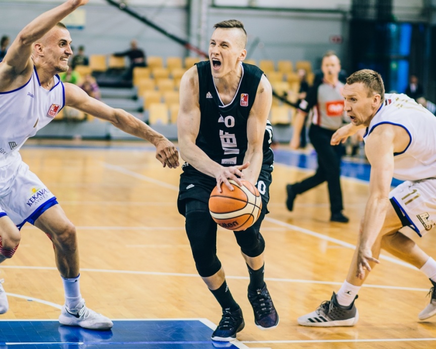 OlyBet LBL pusfināls: “Jūrmala” neaptur “VEF Rīga” vienību