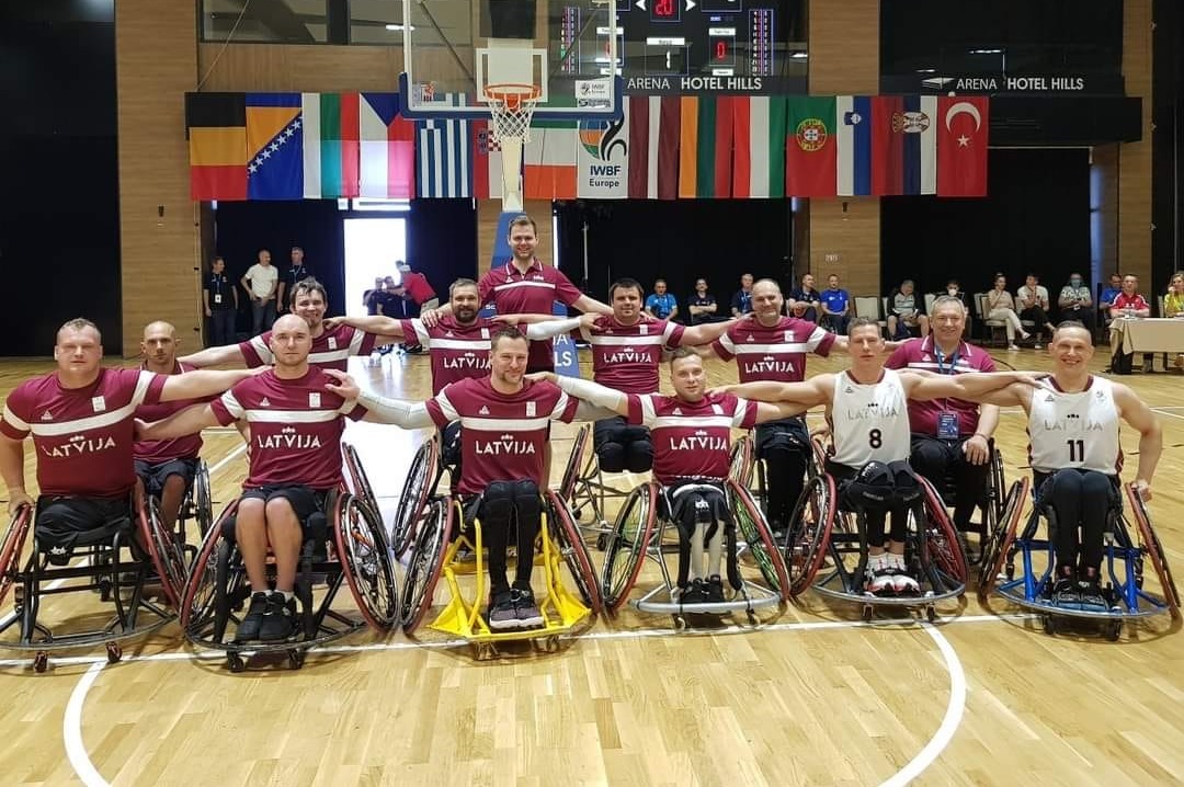 Ratiņbasketbolistiem otrā vieta Eiropas čempionāta B divīzijā