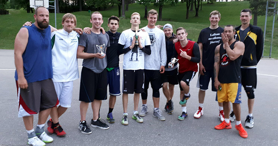 Madonā 3x3 basketbolā startē spēlētāji no astoņiem līdz 68 gadiem