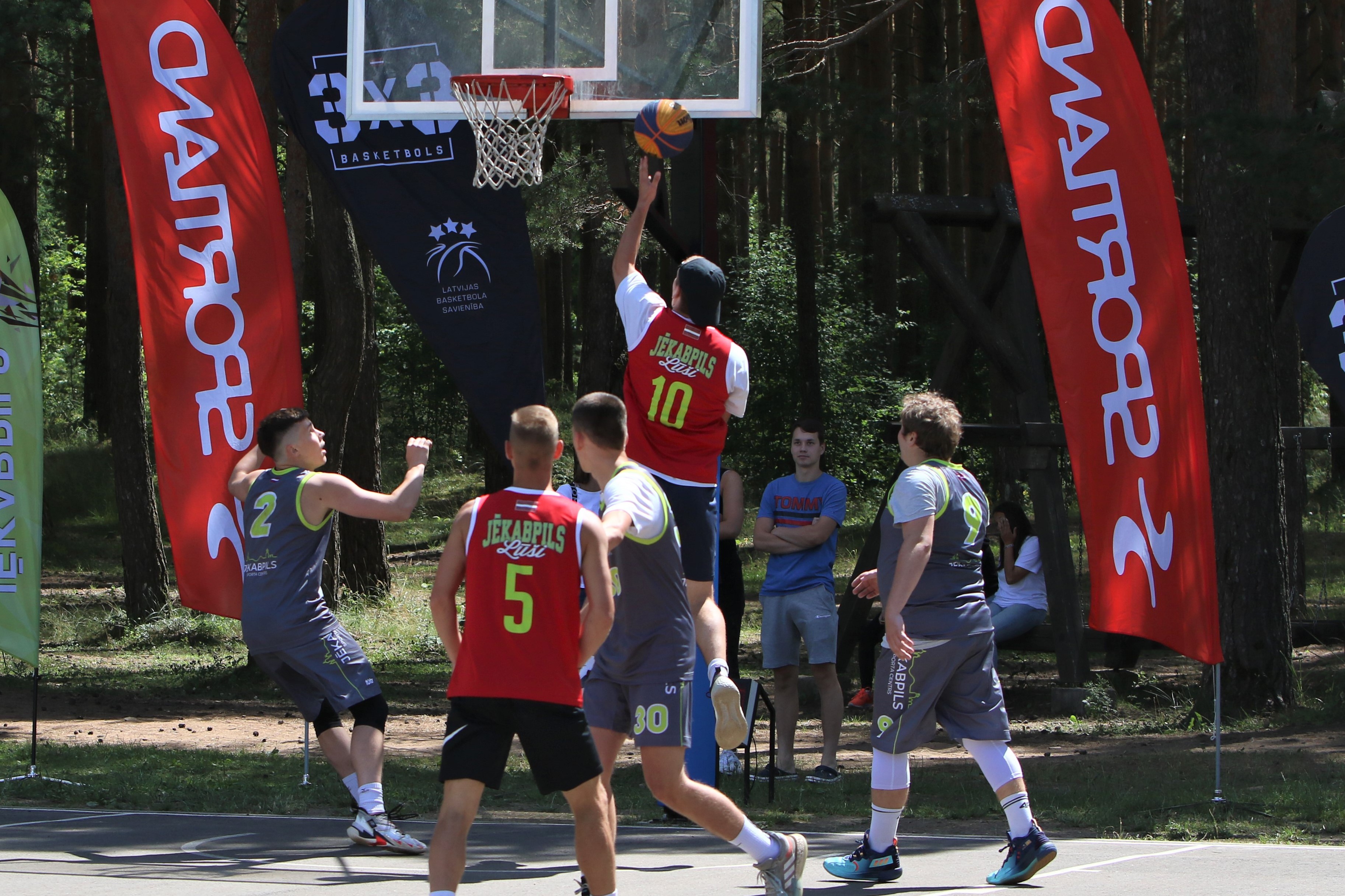 Šonedēļ tiks izspēlētas sešas ceļazīmes uz “OlyBet Sports Bar” Latvijas 3x3 basketbola kausa finālu Ventspilī