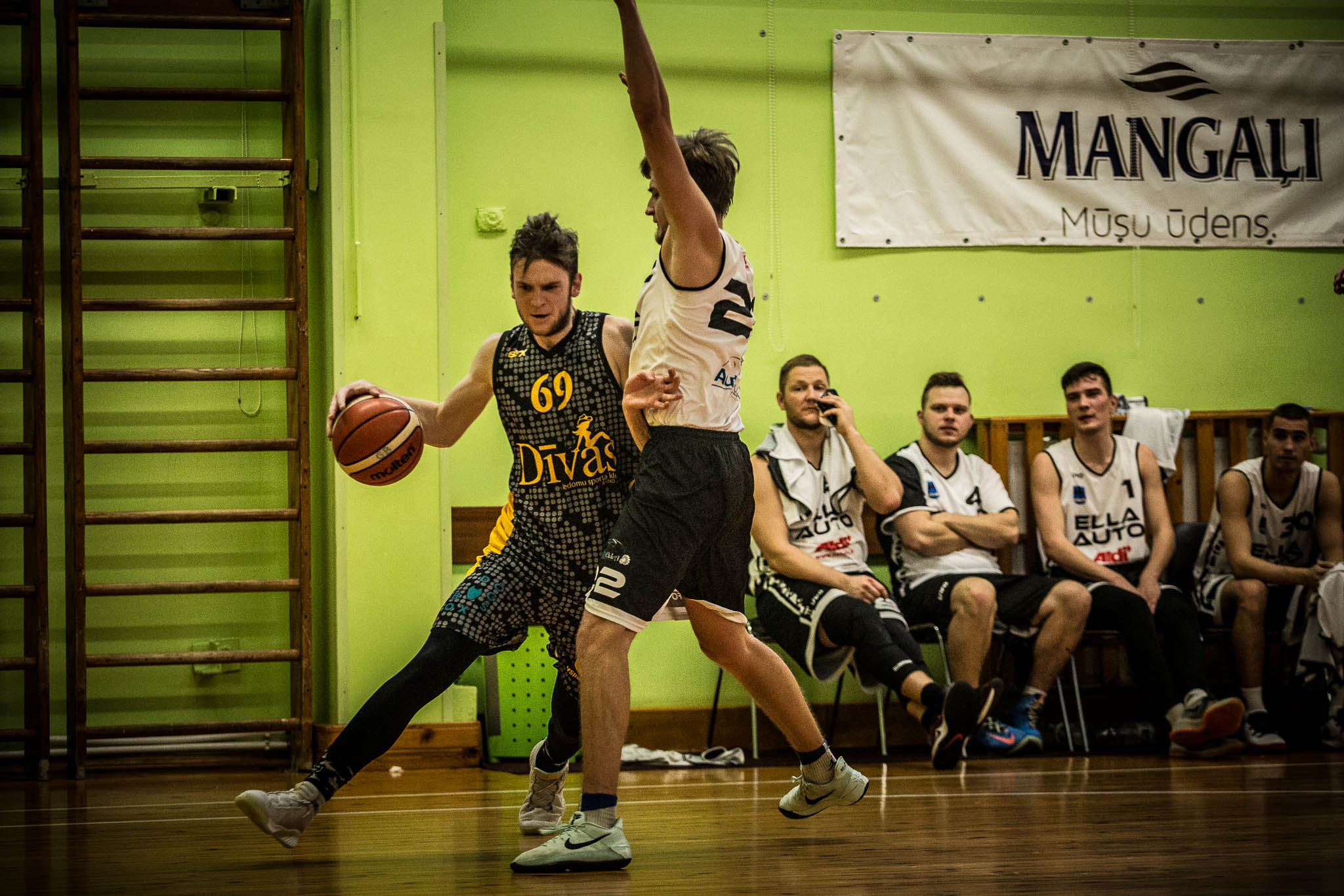 Ogres čempionāta sezonas pirmie triple-double Biržam un Hlebowickim.