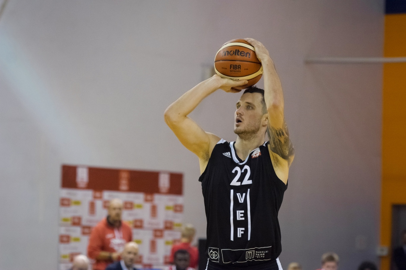 OlyBet LBL pusfināli: “VEF Rīga” izvirzās vadībā pret “Ogri”, svētdien BK “Ventspils” – “Jūrmala/Betsafe”