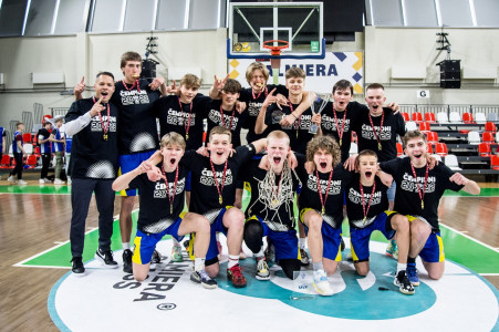 U17 puiši: čempionu tituls 