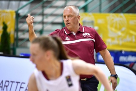 U20 sievietes: zaudējums ceturtdaļfinālā; par 5./8.vietu sestdien 18:15 ar Itāliju 