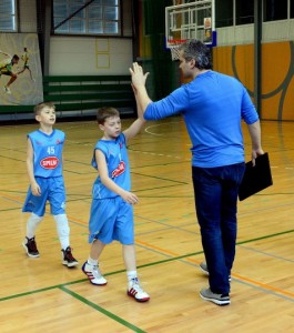 Foto: Kārums kauss: minibasketbola emocijas Mārupē un Juglā