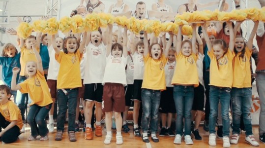 Video: Cīņa par tikšanos ar Porziņģi turpinās Saldū