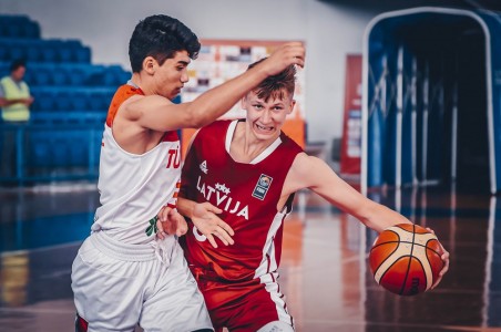 U16 puiši: sestdien 14:45 ar Spāniju par 7. vietu