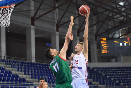 U20 vīrieši: Eiropas čempionāts sākts ar zaudējumu