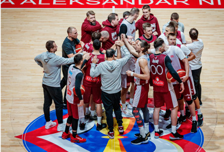 “Dod pieci” labdarības izsole: ziedo un ieskaties vīriešu basketbola valstsvienības ikdienā!