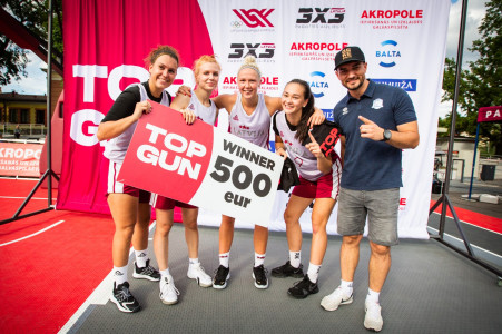 Latvijas un Polijas 3x3 basketbolistu cīņā Ogres “Top Gun” uzvar “3x3Latvija U23 White”