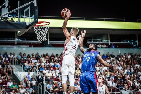 U18 Eiropas čempionāts: Lielbritānijas pretestība salauzta