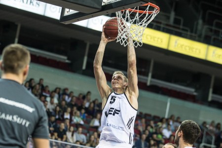 VEF Rīga: Uzvara saspringtā galotnē Minskā