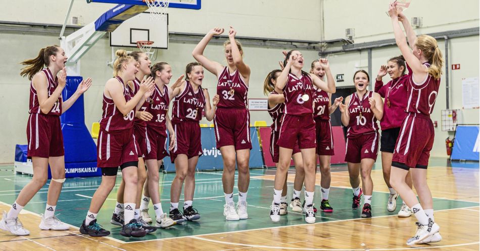 U14 Baltijas kauss: meiteņu turnīrā uzvar Latvijas “sarkanā” komanda”
