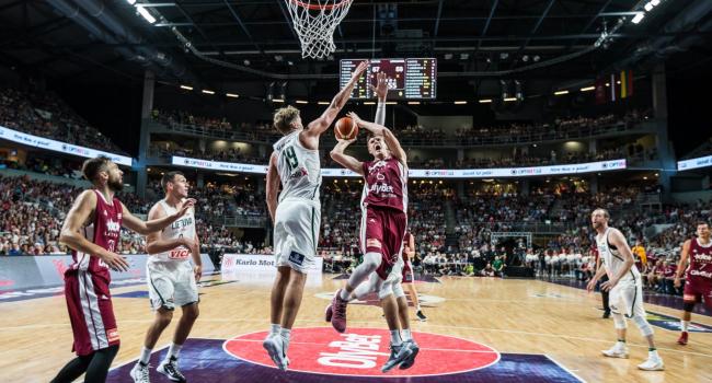 Latvija - Lietuva: basketbola svētki Arēnā